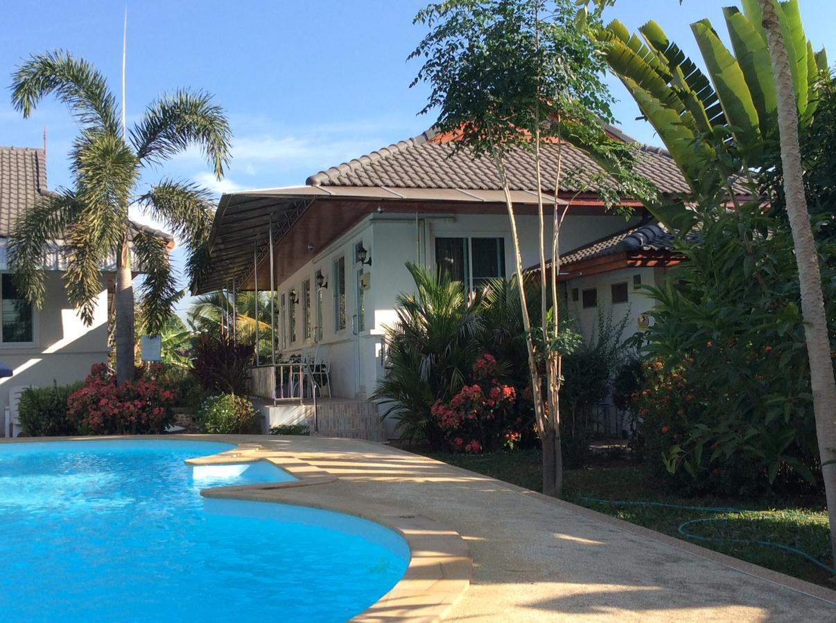 Nuch'S Apple Guest House Si Bun Ruang Exterior photo