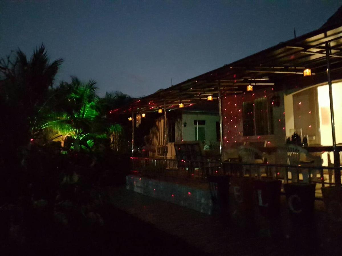 Nuch'S Apple Guest House Si Bun Ruang Exterior photo