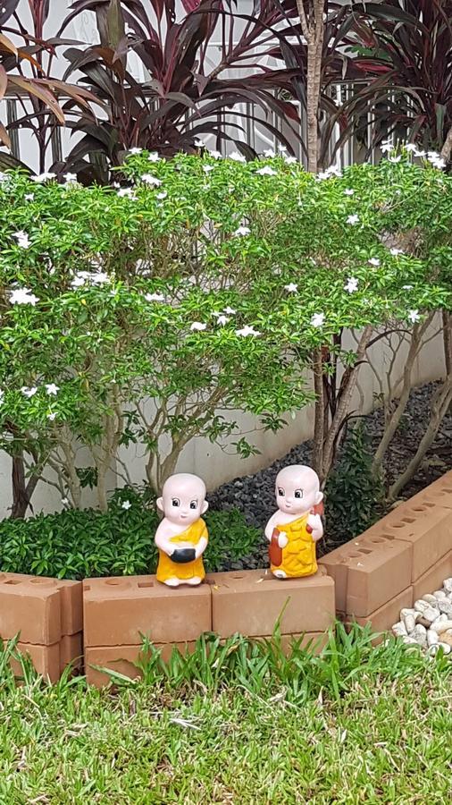 Nuch'S Apple Guest House Si Bun Ruang Exterior photo